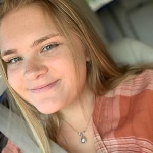 Meet your Posher, Crystal